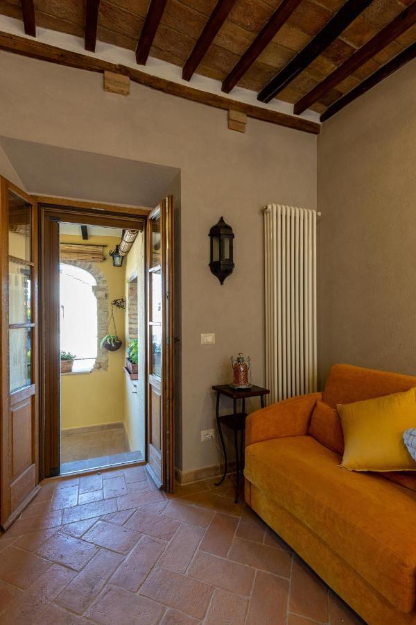 Antica Loggia Daire San Quirico dʼOrcia Dış mekan fotoğraf